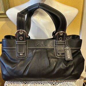 Coach Hampton Soho Pleated Black Leather Hobo Shoulder Handbag No.K0951-F13732